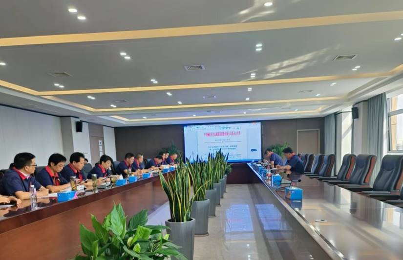 運(yùn)用浙江‘千萬(wàn)工程’經(jīng)驗(yàn)案例，加強(qiáng)公司5S管理工作會(huì)議