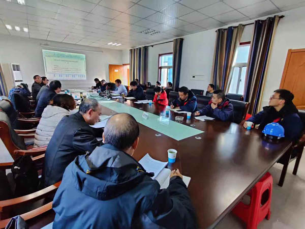 鳳礦鐵礦地質(zhì)環(huán)境綜合治理工程通過(guò)驗(yàn)收 鳳礦鐵礦地質(zhì)環(huán)境綜合治理工程通過(guò)驗(yàn)收