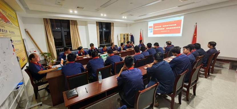 安裝公司開(kāi)展“金秋時(shí)節(jié)話發(fā)展 三送服務(wù)到基層”活動(dòng) 安裝公司開(kāi)展“金秋時(shí)節(jié)話發(fā)展 三送服務(wù)到基層”活動(dòng)