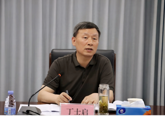 丁士啟到公司調(diào)研 丁士啟到公司調(diào)研